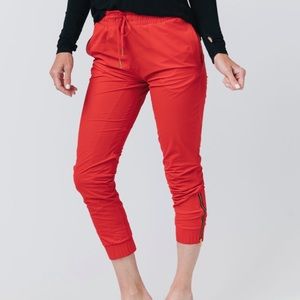 ZYIA Everywhere Jogger NWOT